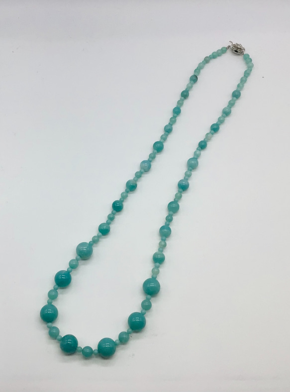 天然石　アマゾナイトのロングネックレス 2枚目の画像