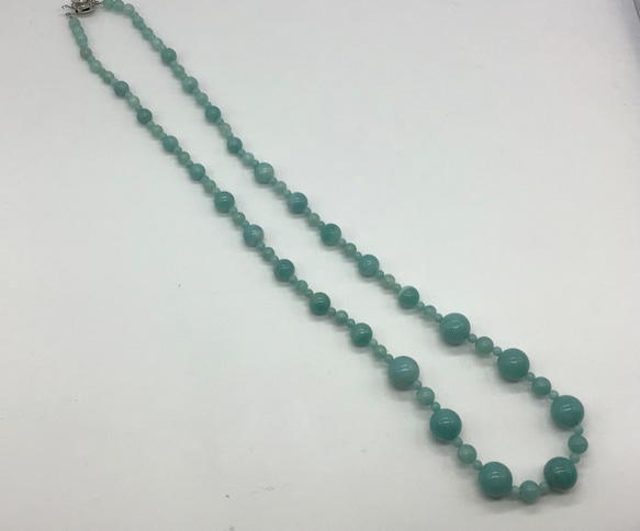 天然石　アマゾナイトのロングネックレス 3枚目の画像
