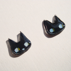 きらきらおめめの黒猫と月のピアス 3枚目の画像
