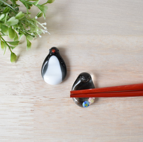 アデリーペンギン　おやこ　箸置き　ガラス製　 1枚目の画像