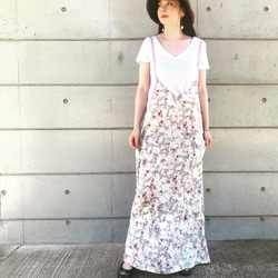 ■10天內出貨■【6/17再次上架】水彩花卉花園植物。步履輕盈。 「3D造型超長洋裝」。洋裝 第3張的照片