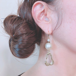 「義大利珠大耳環」金耳環長橢圓形珍珠春夏 第3張的照片