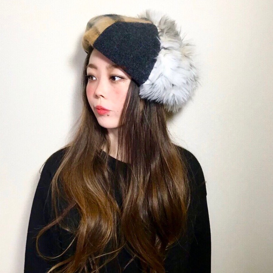 ■10日内発送■【再販】キャメルチェックと、もふもふファーのベレー帽 ふわもこ ふんわりニット エコファー 冬