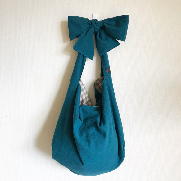 ■7天內出貨■【4月12日重新販售】四合一！容量超大的圓形包包，滿足你所有需求。亞麻肩包、斜背包，春季必備。 第9張的照片