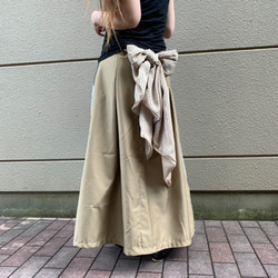 [4/8 再次上架] [春季米色] 喇叭形長裙，採用優質亞麻和 4 種材料製成。長裙彈性腰夏季 第3張的照片