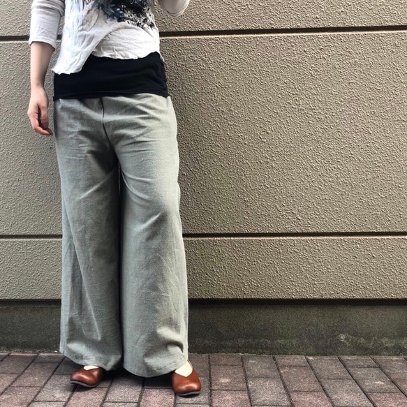 ■限時20折優惠■寬鬆『優雅灰卡其色。亞麻寬褲’鬆緊腰身卡其色夏季 第3張的照片