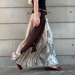 [1/12 再次上架] 喇叭形長裙，採用多條紋和「隨風搖擺」的 4 種材質 長裙 鬆緊腰 春季 第2張的照片