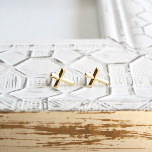 three wishes 14kgf クロス スタッドピアス ゴールドフィルド k14