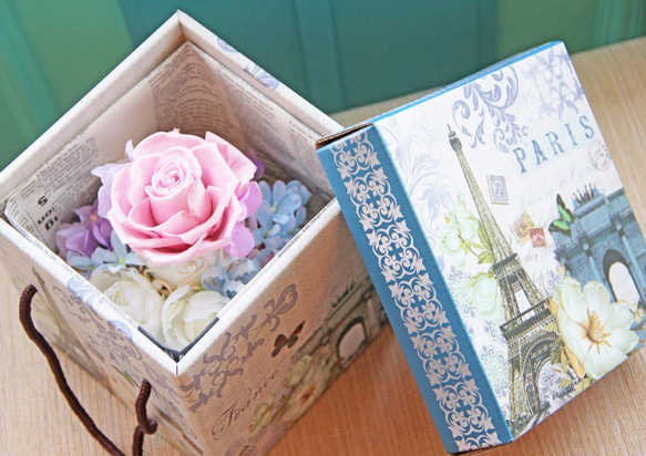 【送料300円】Flower Cake　アンティークBOXに入ったフラワーケーキ 2枚目の画像