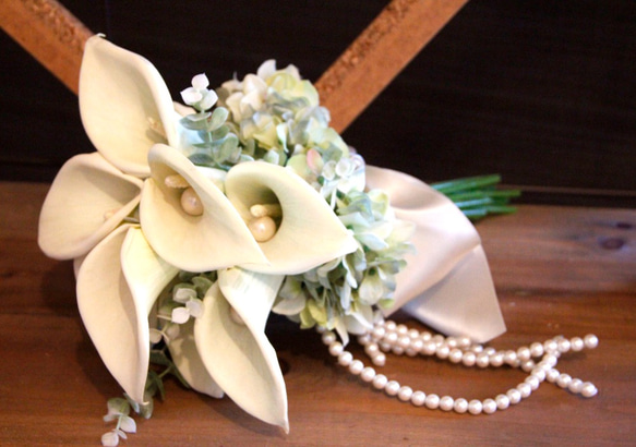 * Boottonia *婚禮花束顏色和珍珠[僅插入盒子] 第2張的照片