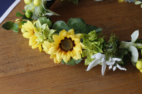 【はぁしー様専用】ひまわりの花冠 3枚目の画像