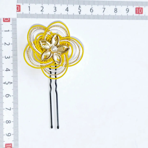 送料無料【梅結び】水引髪飾り〜Uピンset(ｲｴﾛｰ)〜 ヘアピン 雅愛