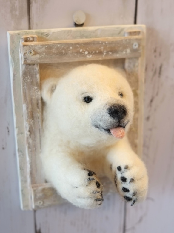 くまカーしろくまちゃん　羊毛フェルト くまカーしろくまちゃん 羊毛フェルト くまカーしろくまちゃん 羊毛