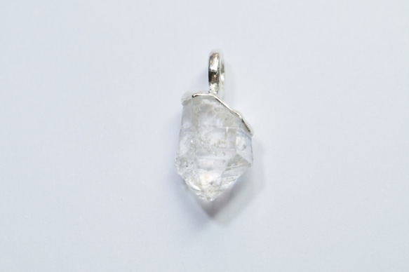 ヒマラヤ水晶のお守りcn010 6枚目の画像