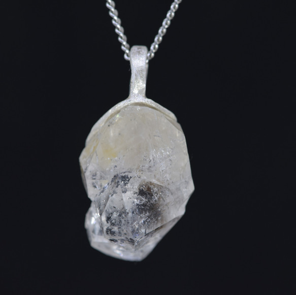 ヒマラヤ水晶の原石水晶ネックレスdc215 2枚目の画像