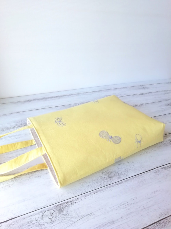 SALE★ミナペルホネンchoucho刺繍生地リネンのシンプルミニバッグ/yellow 4枚目の画像