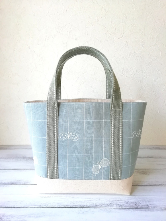 SALE☆ミナペルホネンchoucho刺繍リネンのトートバッグ/light green