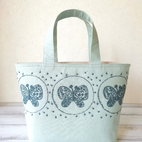 SALE☆ミナペルホネンforest wing 刺繍リネンのトートバッグ/light 