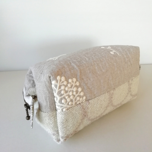 ミナペルホネン,タンバリン&forest parade のワイヤーポーチL/エクリュ  