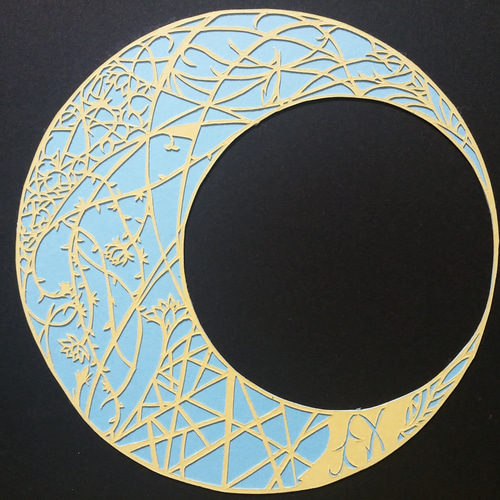 三日月 切り絵 Halfmoon 通販 2045024｜Creema(クリーマ)