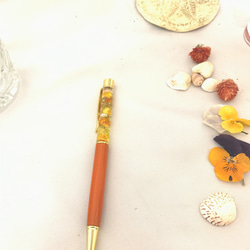 ハーバリウムボールペン オレンジ&イエローゴールド(送料無料) 5枚目の画像
