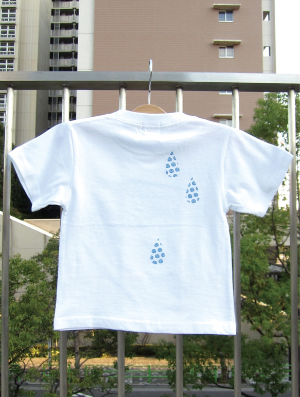 ＜在庫カラー・サイズのみの販売 半額割引3000円→1500円 在庫確認＞umbrella- 傘 -キッズ半袖Tシャツ 2枚目の画像