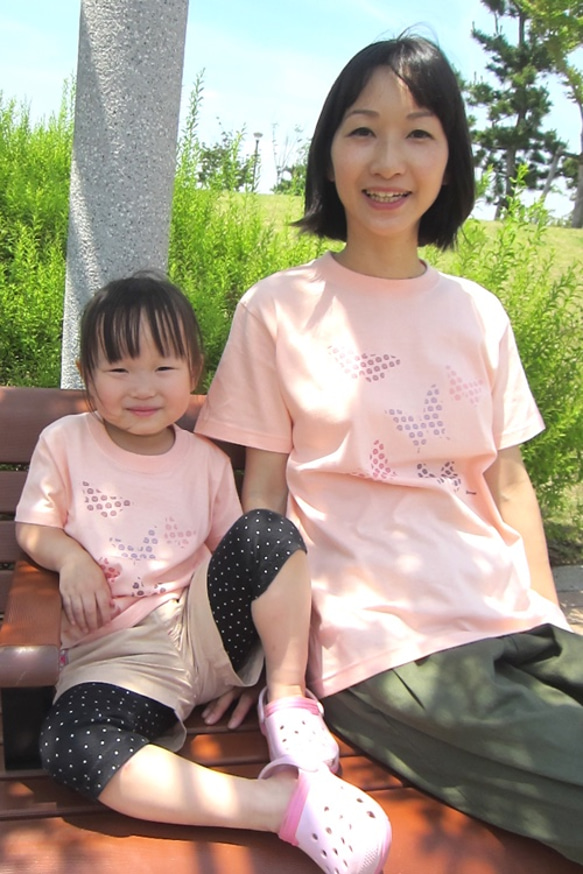 ＜在庫カラー・サイズのみの販売 半額割引3800円→1900円 在庫確認＞butterflies　大人半袖Tシャツ 4枚目の画像