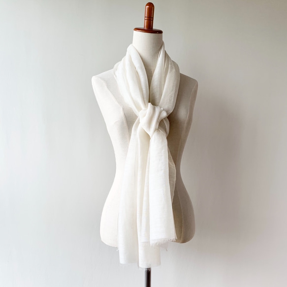 さらウール＊WOOLSILK＊生成り色＊ウールシルクストール 4枚目の画像