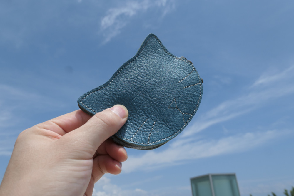 猫モチーフの本革コイン＆カードケース / tama -turquoise blue-