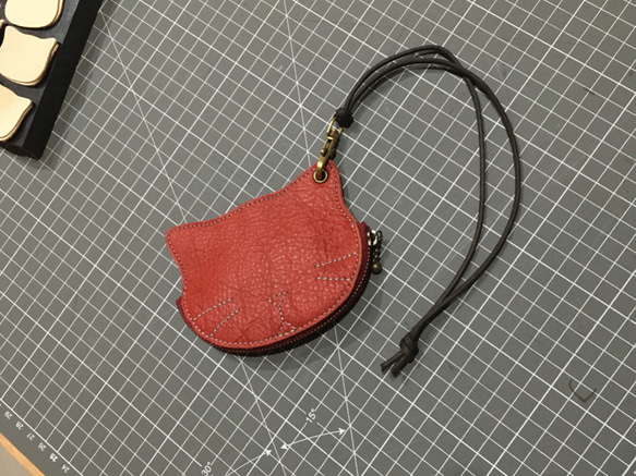 猫モチーフの本革コイン＆カードケース / tama -brown- 8枚目の画像