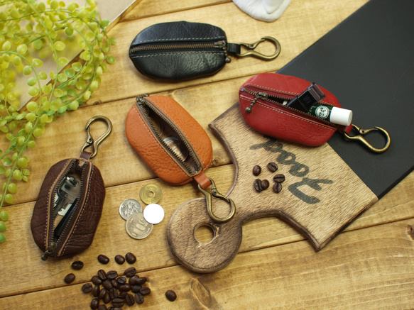 コーヒー豆形状のカラビナ付きコインケース / mame -camel- 6枚目の画像
