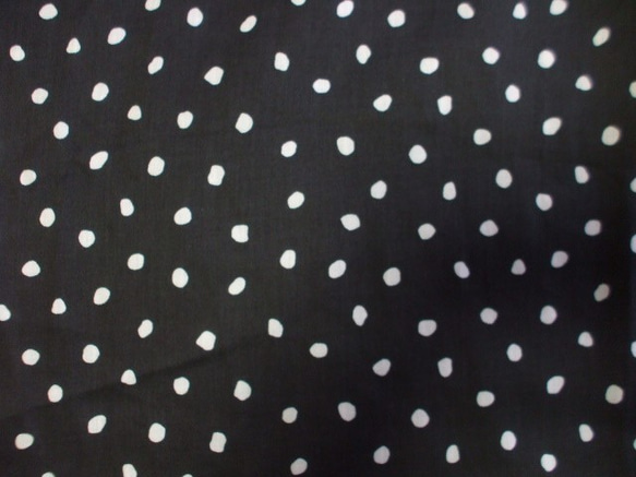 【在庫無し】まだらな水玉柄 スタンドカラーフレンチスリーブシャツワンピース Ⅿ～Lサイズ  綿 黒色 受注生産 10枚目の画像