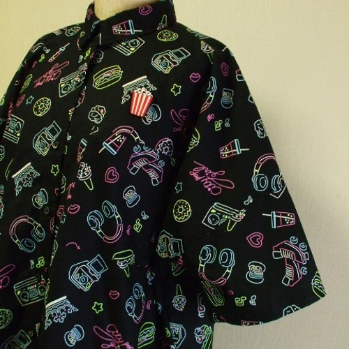 80'S風ネオンサイン柄 オーバーサイズシャツワンピース M～LL