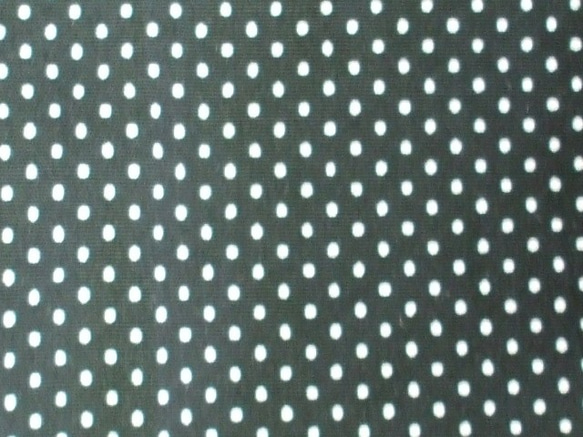 黒地×白極少水玉柄プリント 小さいショールカラーのブラウス 着丈６５ｃｍ M～Lサイズ 綿１００％ 受注生産 6枚目の画像
