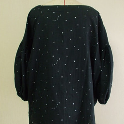 星柄 ラウンドネックバルーン8分丈袖プルオーバー M~LＬサイズ 黒 ダブルガーゼ素材 受注生産 5枚目の画像