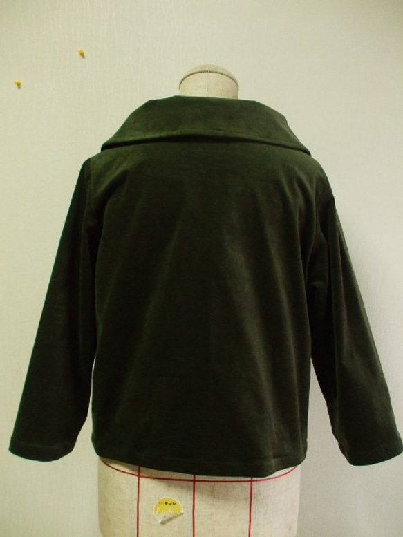 コーデュロイ素材  大きなショールカラーのジャケット(裏地無し)８～９分丈袖　Ｍ～Ｌサイズ カーキ色 4枚目の画像