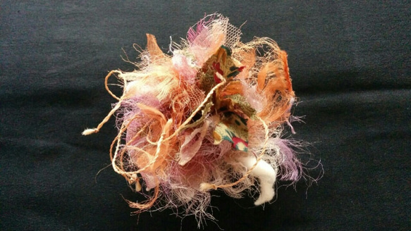糸糸のハレノヒコサージュ。1 1枚目の画像