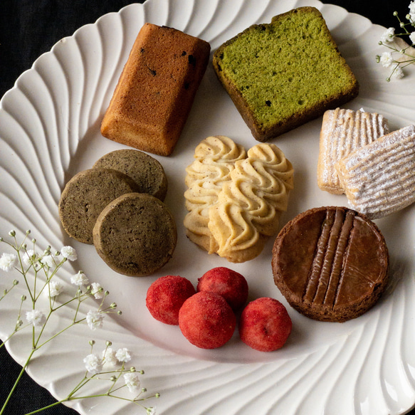 【大好評】菓子工房さっちんおまかせ焼き菓子BOX 大 1枚目の画像