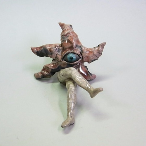 葉の上で眠る妖精 磁器 手作り 一点もの 著名な陶芸家アルヒポヴァの作品 マイセン人形 アモール ハートを繕うキューピッド H.シュワーベの作品