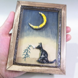 ◇『月と黒猫とユリ』（陶の貼り絵） 魔界のおみやげ屋 -atelier_juniの陶芸細工- 5枚目の画像
