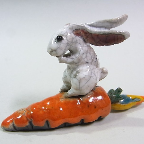 ◇『人参ロケットに乗るうさぎ』 魔界のおみやげ屋 -atelier_juniの