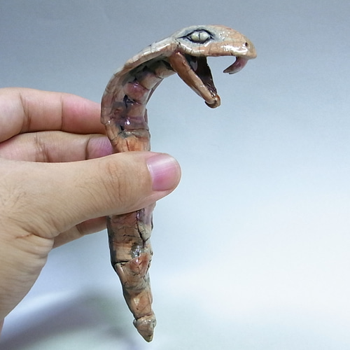 ◇『発掘されたコブラの像』(蛇) atelier_juni 陶芸細工 その他置物