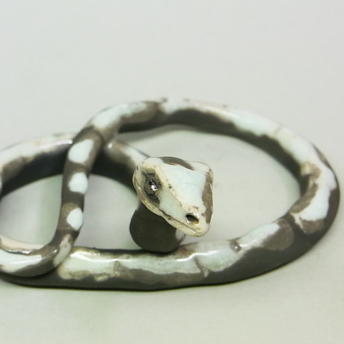 ◇『蛇』(へび) atelier_juni 陶芸細工 その他置物 魔界の ◇『蛇』(へび) atelier_juni 陶芸細工 その他置物 魔界の