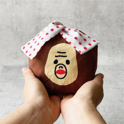 【文字オーダーOK!】温泉おさるのころりんポーチ(赤丸) 2枚目の画像