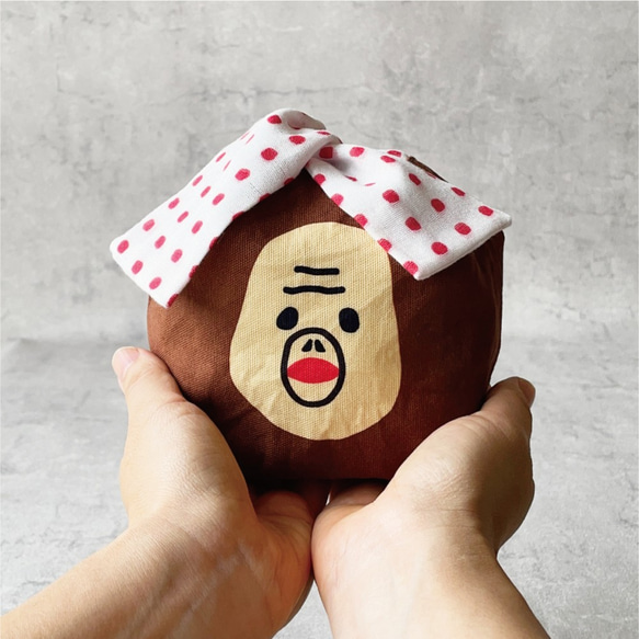 【文字オーダーOK!】温泉おさるのころりんポーチ(赤丸) 2枚目の画像