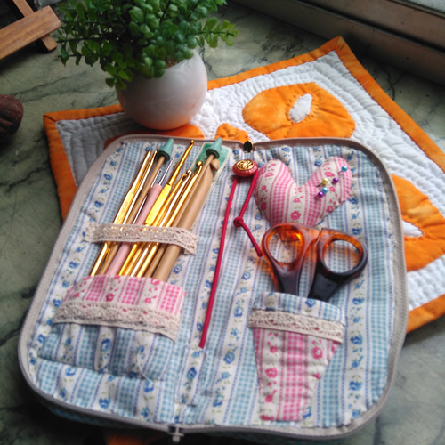 パッチワークキルトのソーイングケース SOLD ポーチ kisara22 通販