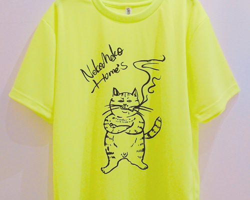 ellecy猫Tシャツ 0_5da42a7bc3c6627540e68bc4a89e