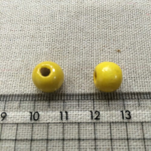 ◇丸玉ウッドビーズ 木製ビーズ イエロー（黄） 8～9mm◇50個