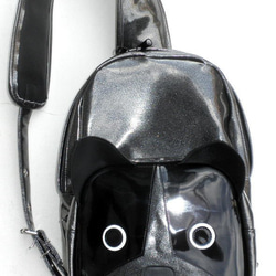 【送料無料】ボディバッグ　人気　コーギー の リュック　合皮　ブラック　ショルダーバッグ　ワンショルダー　犬柄　犬グッズ 1枚目の画像