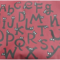 猫柄トートバッグ　ファスナー付き　猫のアルファベット　レッド　ミニトート　猫グッズ　ネコ雑貨　 5枚目の画像